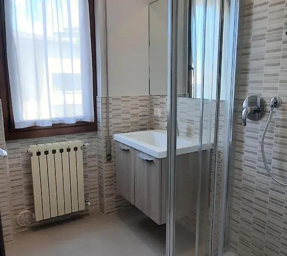 Apartment Benaco La Portella By Gardadomusmea Tignale